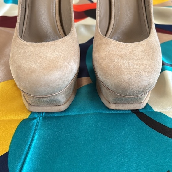 Yves Saint Laurent Suede Cream Platform Pumps Stiletto Heels Neutral Italy - Picture 3 of 16